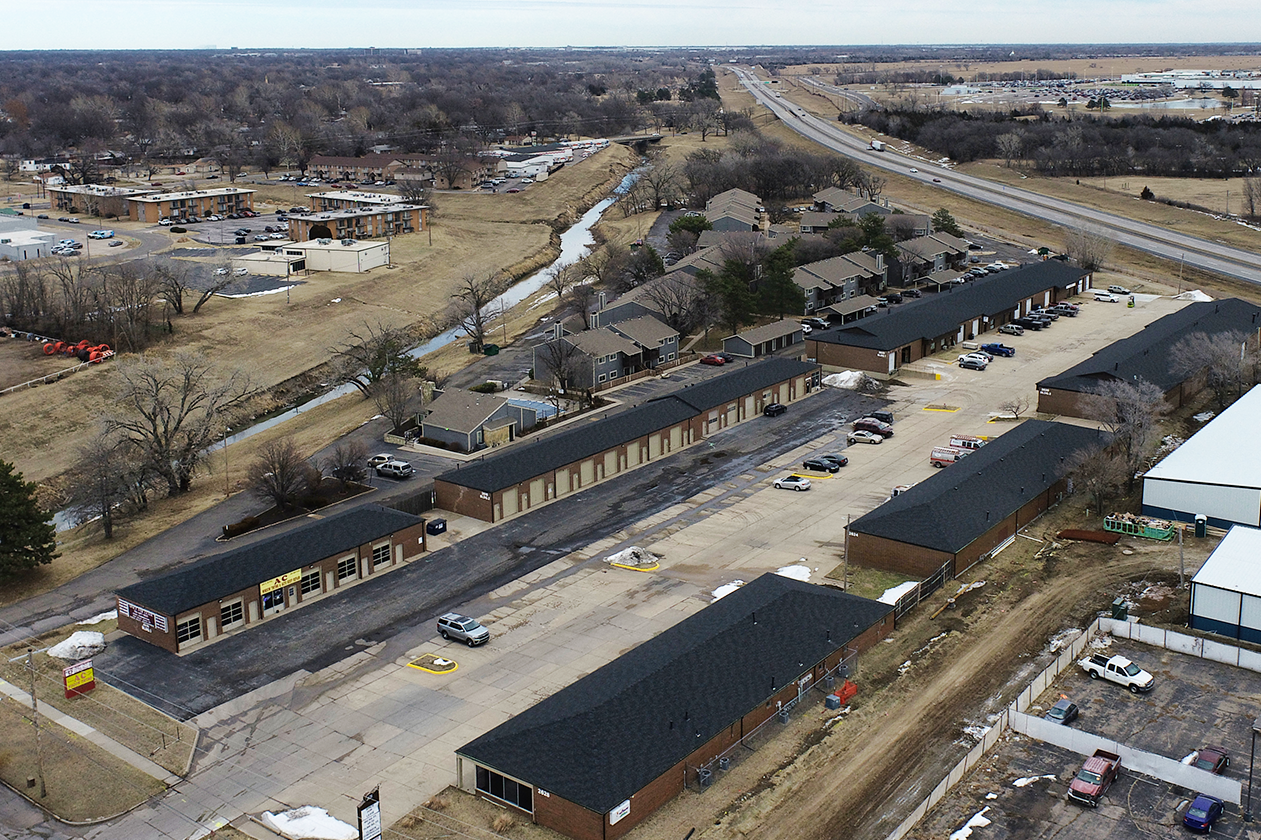 Oliver Industrial Park: Manufacturing and Office Spaces